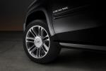Cadillac Escalade ESV Premium Collection 2012 года